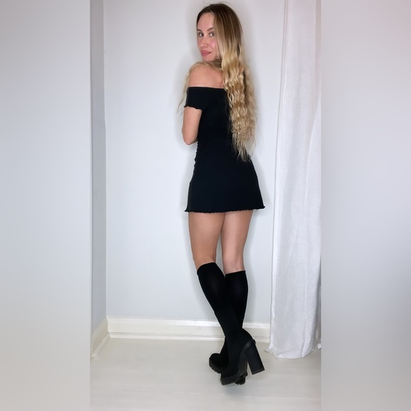 LITTLE BLACK DRESS - Picture 8 of 10